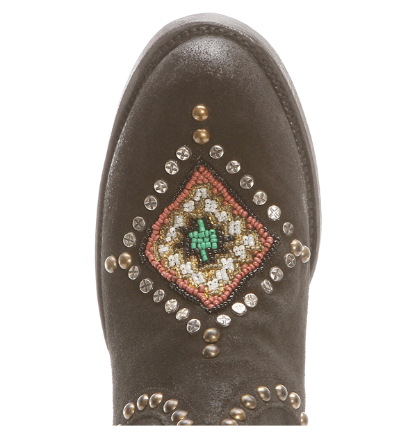 Close up, Double D Black Beaded Warrior Boots