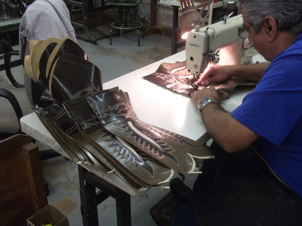 hand sewing cowboy boots at Rios of Mercedes 