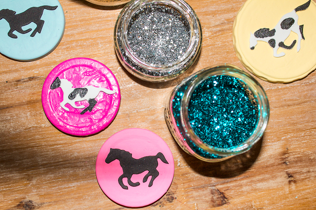 DIY Painted Lids with Horses