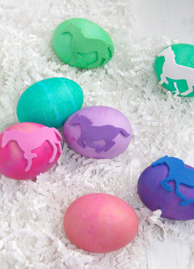DIY Equine Easter Eggs, so pretty!