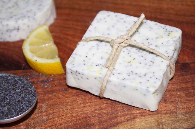 DIY Homemade Poppy Seed Citrus Soap, great for your skin
