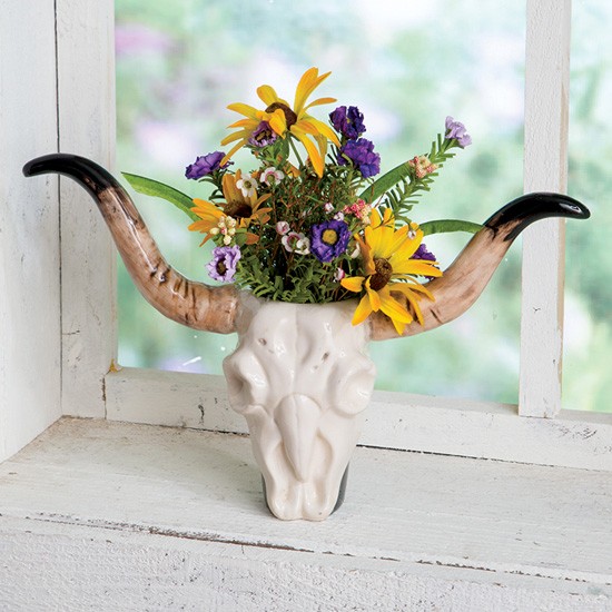 Longhorn Skull Vase