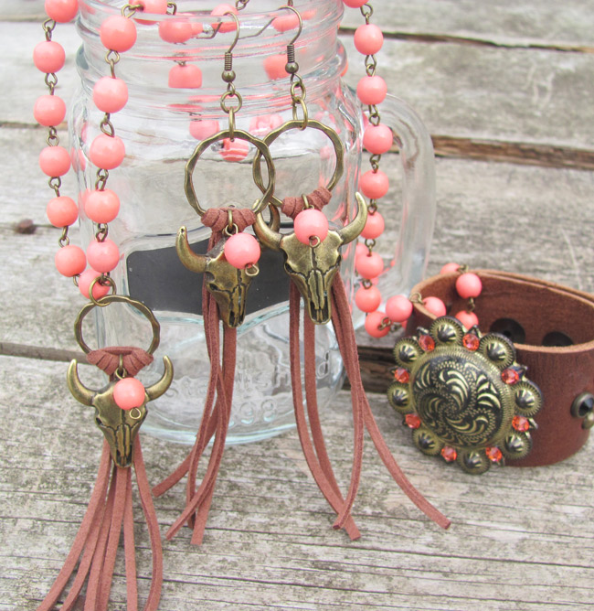 Coral Rodeo Envy Jewelry Set