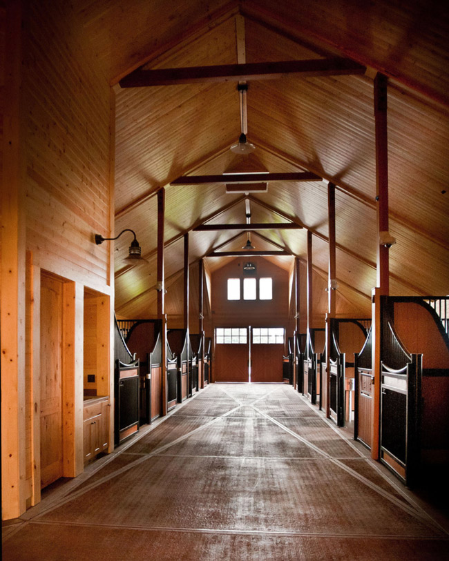 High ceilings and an impressive barn aisle