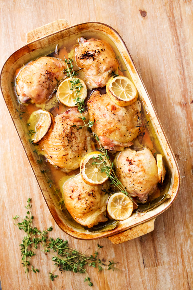 Oven baked lemon chicken with thyme