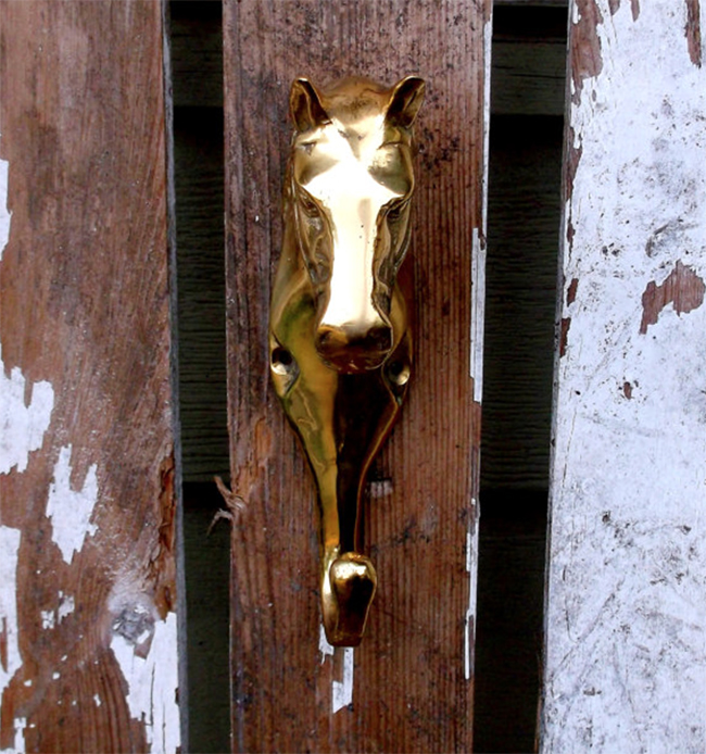 horse head hook knobs