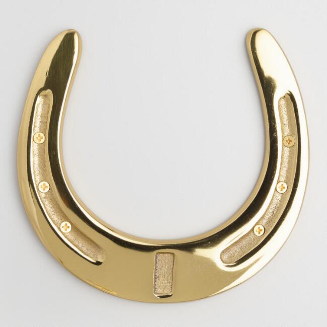 brass horseshoe decor